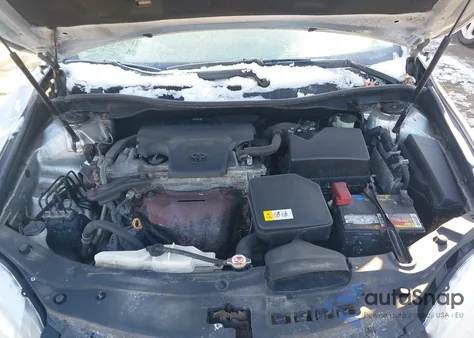 2017 Toyota Camry Le z USA, uszkodzony, nr VIN 4T1BF1FK3HU732242